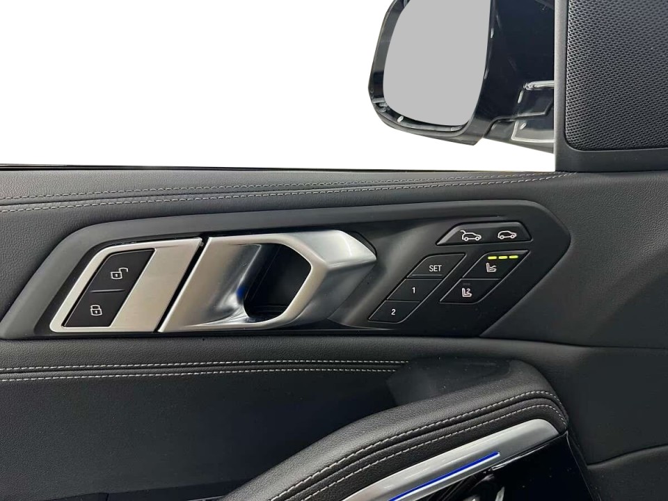 BMW X6 40i xDrive M-Sport - foto 24