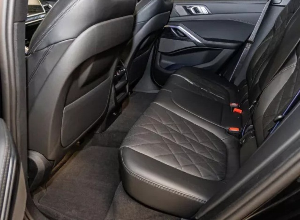 BMW X6 xDrive40iI M-Sport - foto 7