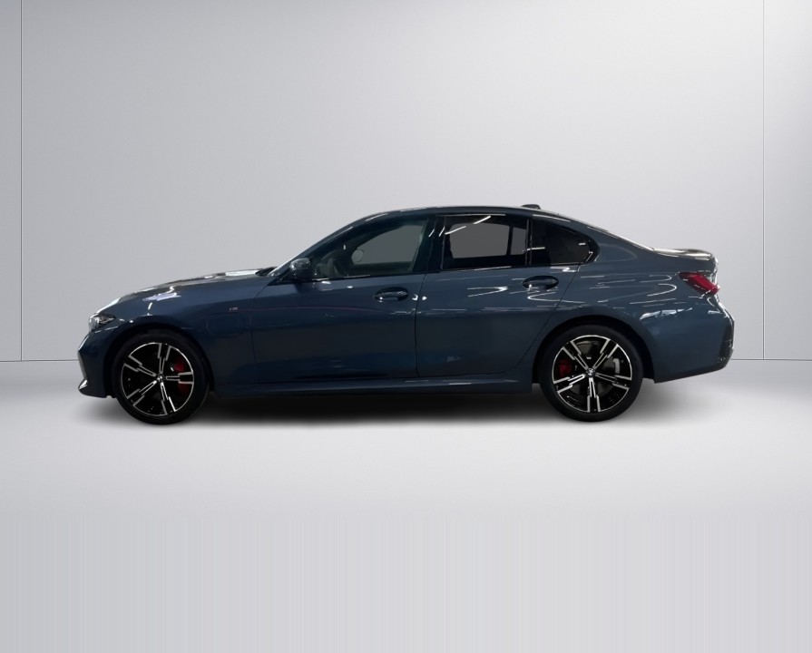 BMW Seria 3 330e xDrive - foto 6