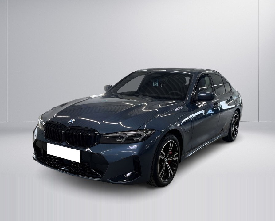 BMW Seria 3 330e xDrive