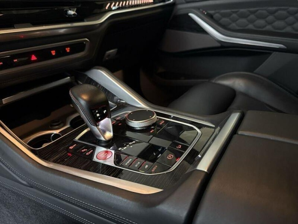 BMW X5 M Competition - foto 12