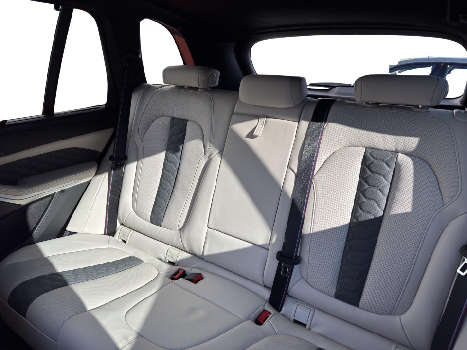 BMW X5 M Competition - foto 6