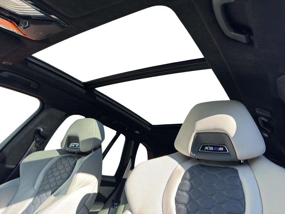 BMW X5 M Competition - foto 11
