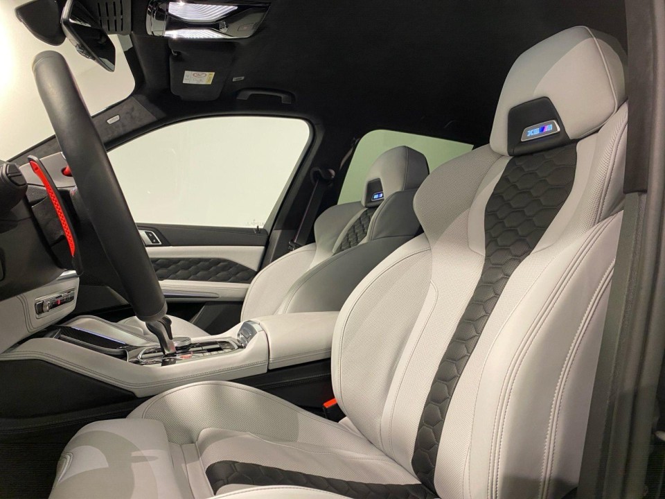 BMW X5 M Competition - foto 6
