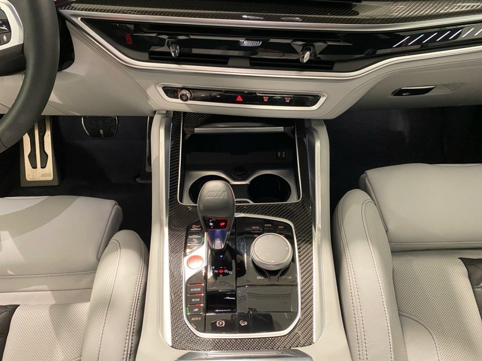 BMW X5 M Competition - foto 9