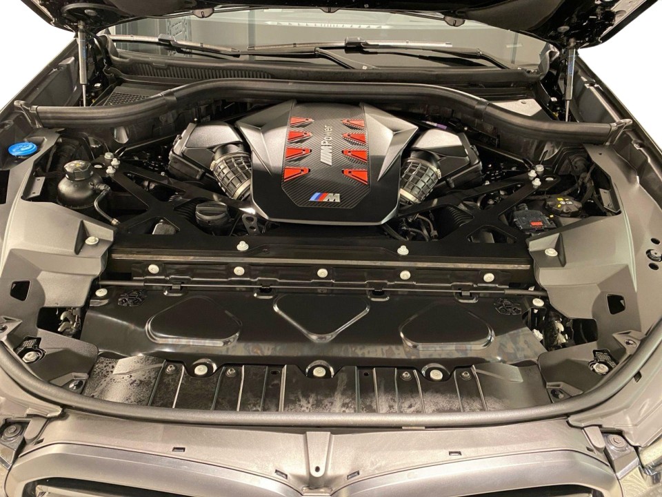 BMW X5 M Competition - foto 13