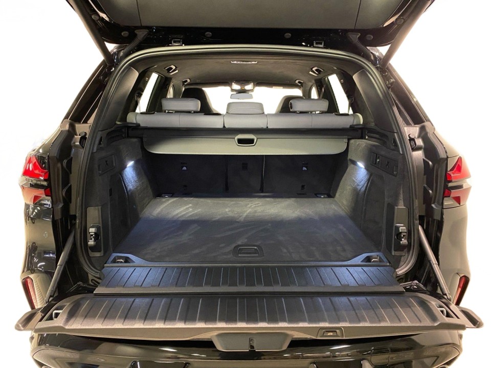 BMW X5 M Competition - foto 14