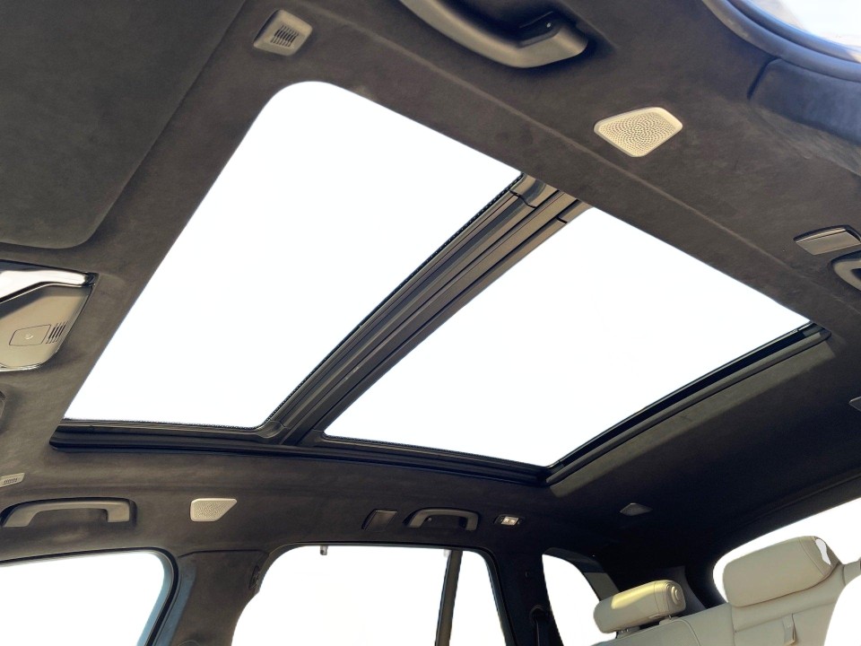 BMW X5 M Competition - foto 13