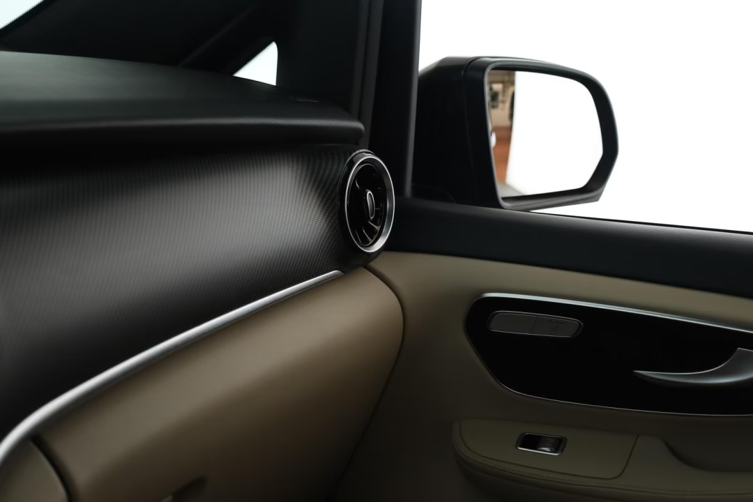 Mercedes-Benz V 300d 4MATIC Extralong Avantgarde - foto 21