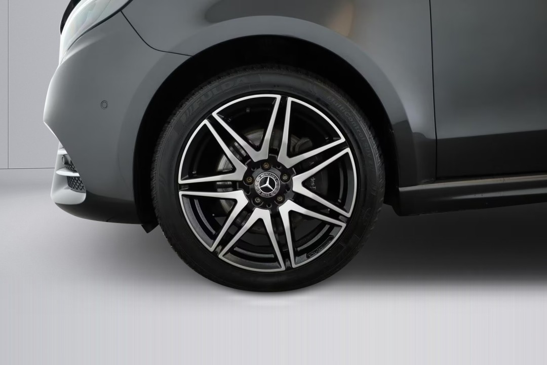 Mercedes-Benz V 300d 4MATIC Extralong Avantgarde - foto 28