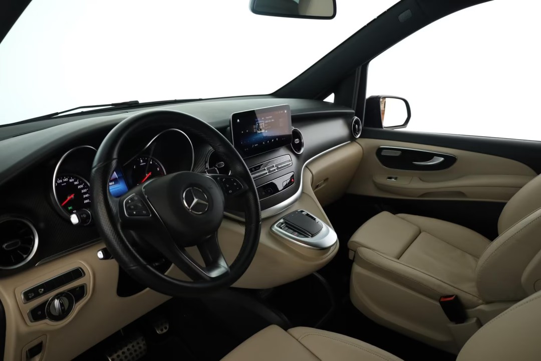 Mercedes-Benz V 300d 4MATIC Extralong Avantgarde - foto 13