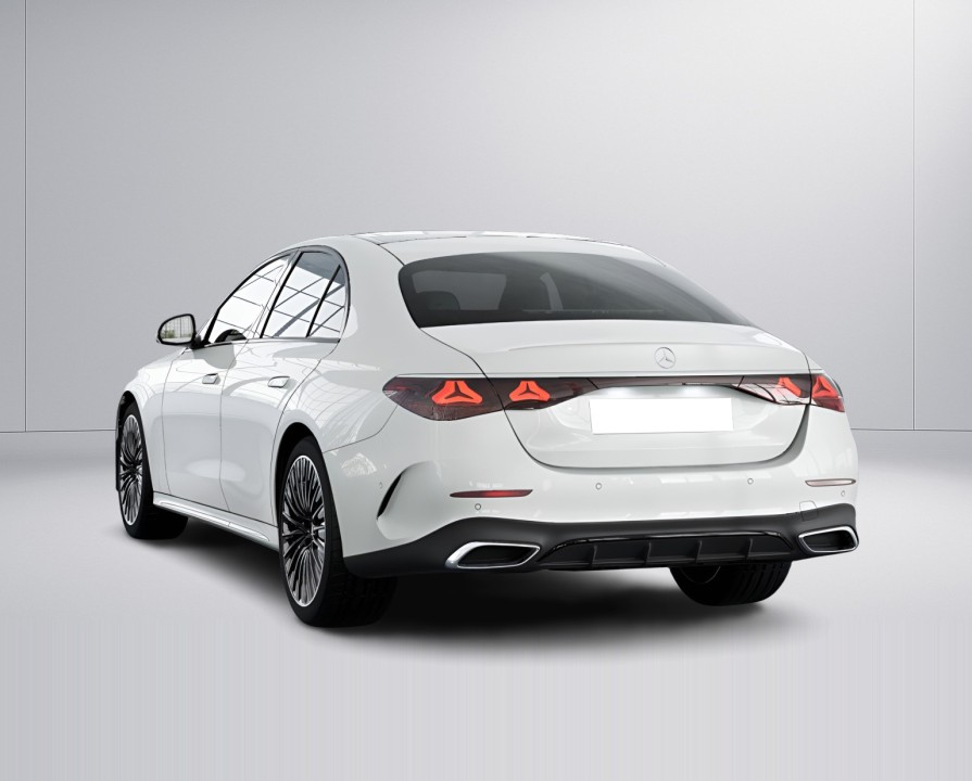 Mercedes-Benz E 220d 4MATIC AMG Line - foto 7