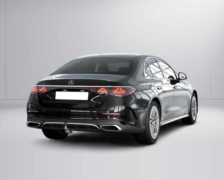 Mercedes-Benz E 220d 4MATIC AMG Line - foto 6