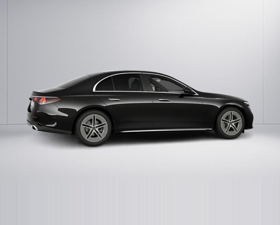 Mercedes-Benz E 220d 4MATIC AMG Line (4)