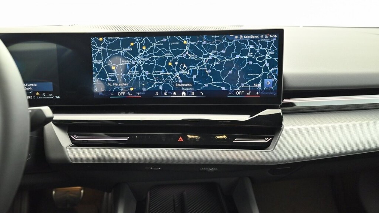 BMW Seria 5 550e xDrive - foto 11