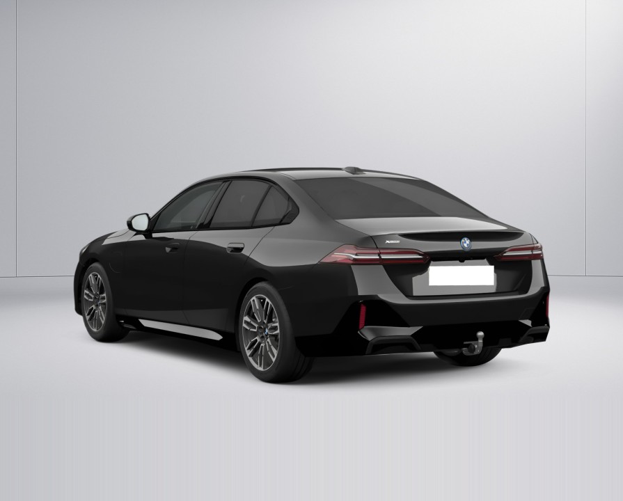 BMW Seria 5 530e xDrive (3)