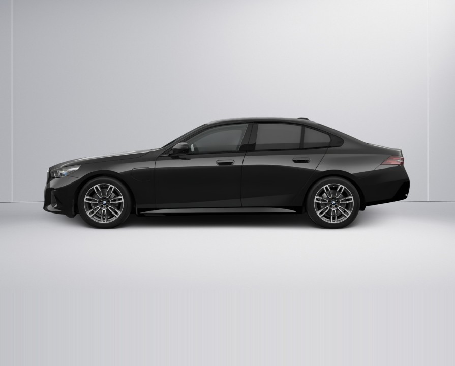 BMW Seria 5 530e xDrive (4)