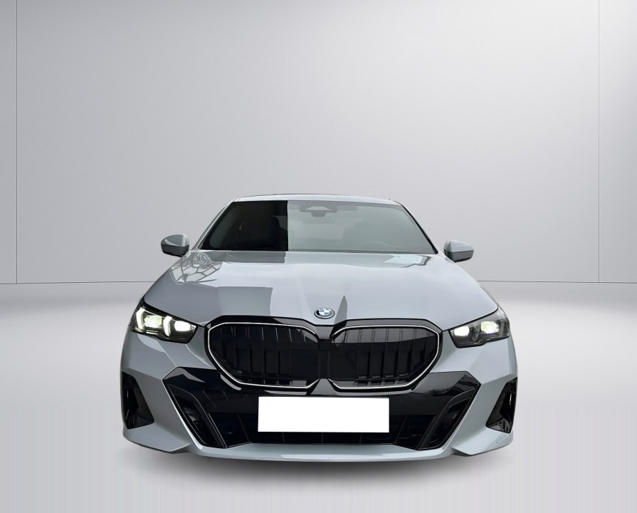 BMW Seria 5 530e xDrive M-Sport - foto 7