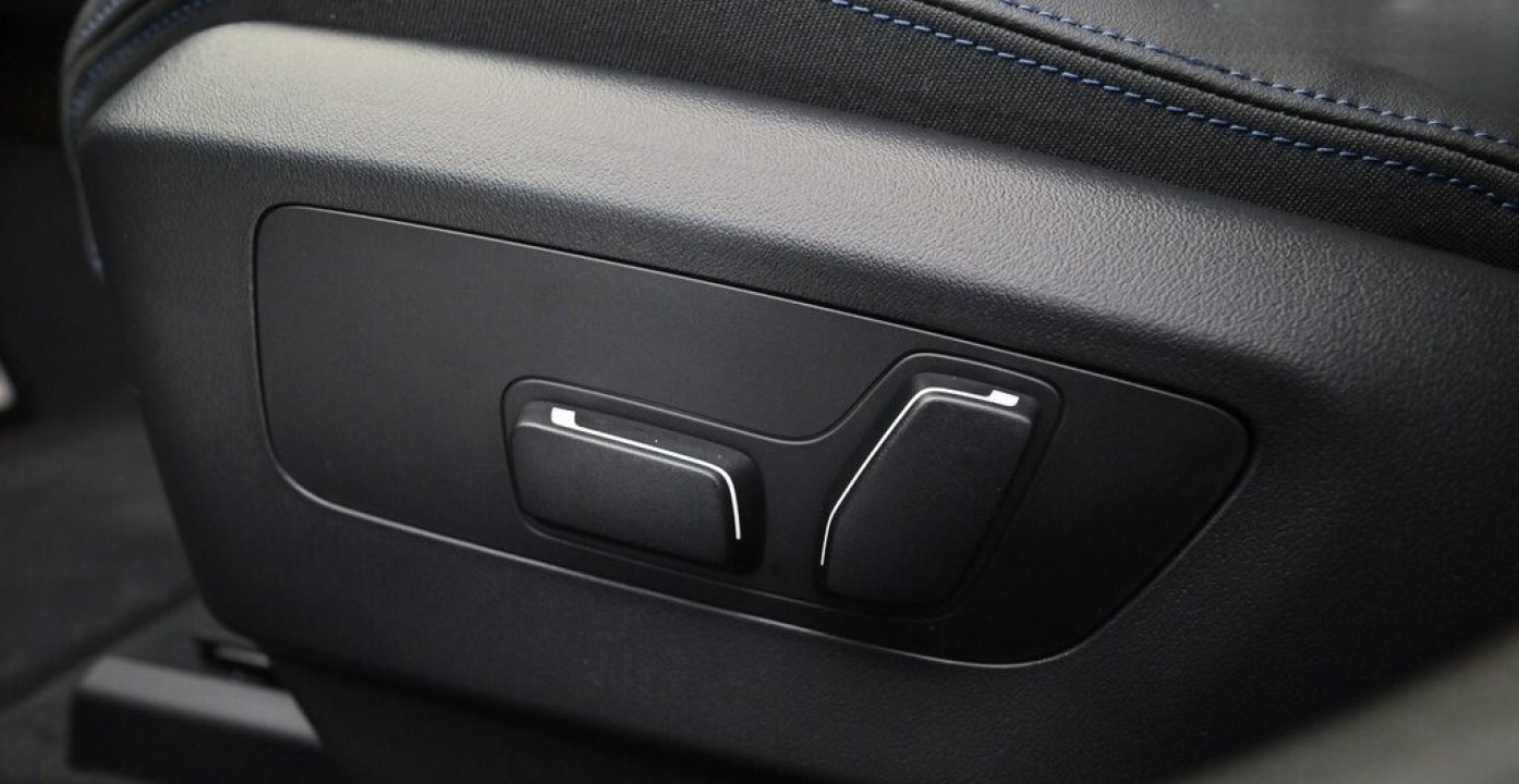 BMW Seria 5 530e xDrive - foto 22