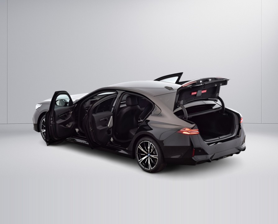 BMW Seria 5 530e xDrive - foto 7