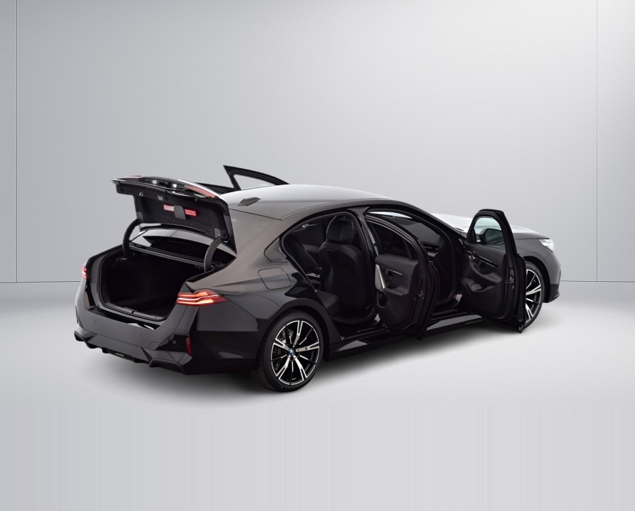 BMW Seria 5 530e xDrive (5)