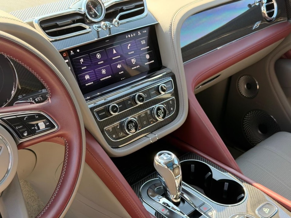 Bentley Bentayga S V8 - foto 12