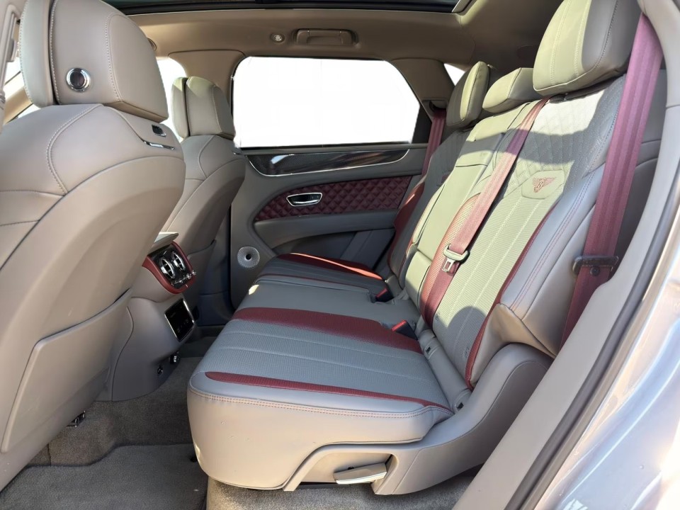 Bentley Bentayga S V8 - foto 14