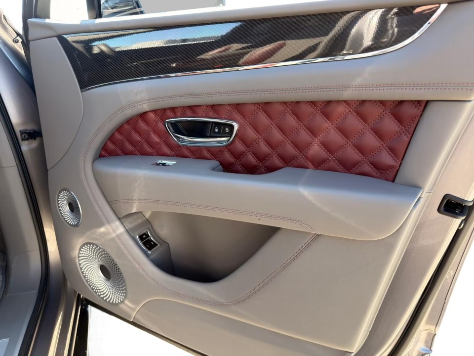 Bentley Bentayga S V8 - foto 18