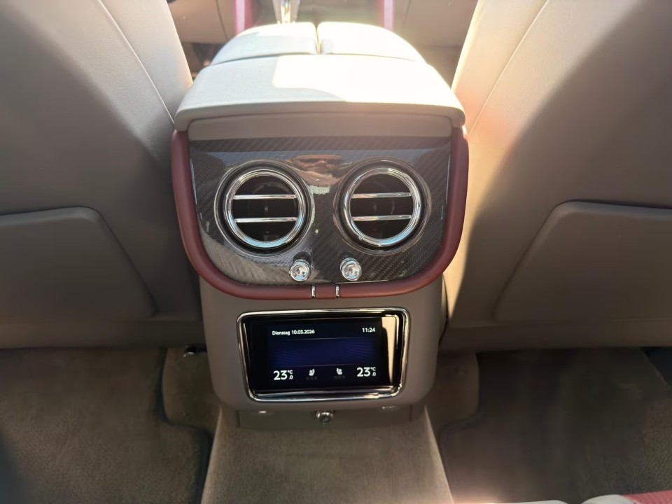 Bentley Bentayga S V8 - foto 16