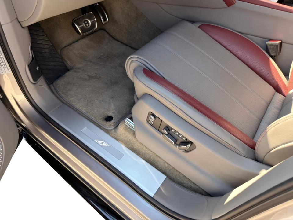 Bentley Bentayga S V8 - foto 19