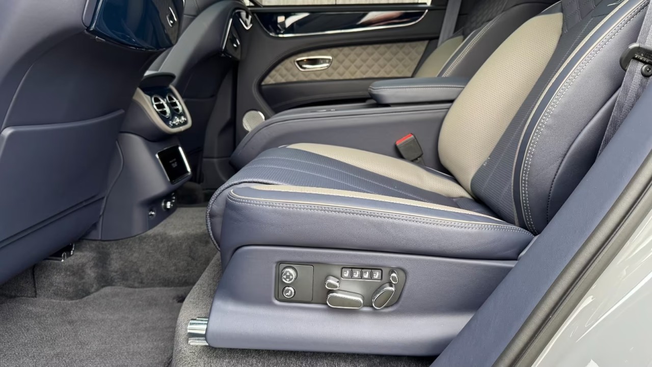 Bentley Bentayga S V8 - foto 28