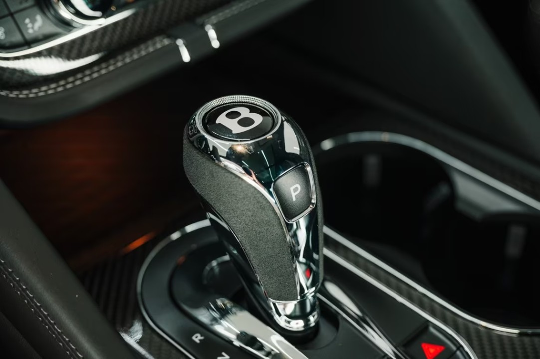 Bentley Bentayga S Hybrid - foto 17