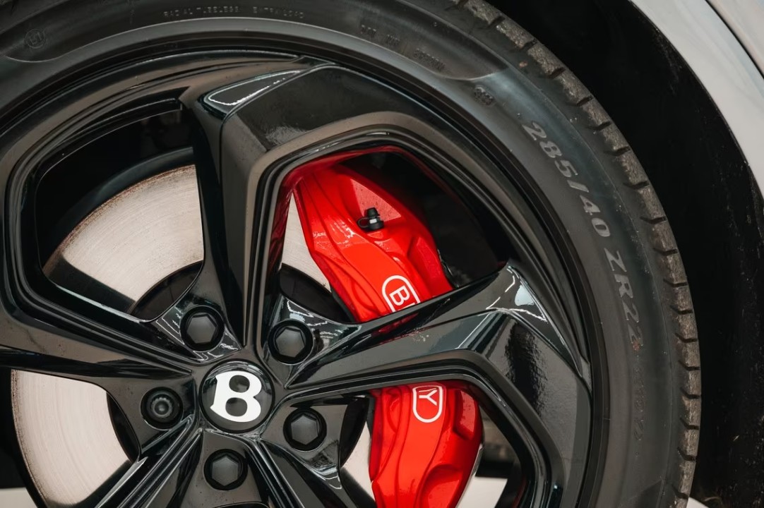 Bentley Bentayga S Hybrid - foto 37