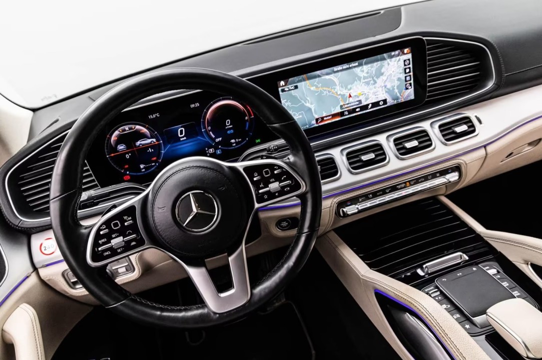 Mercedes-Benz GLE Coupé 350e 4MATIC AMG - foto 12