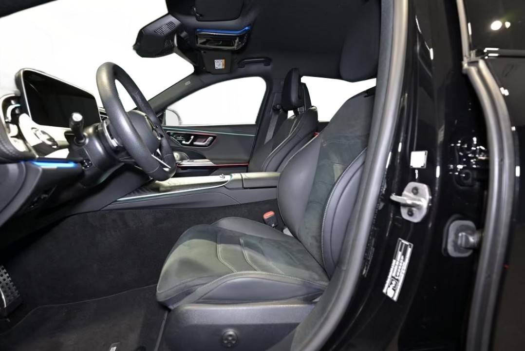 Mercedes-Benz E 300e AMG - foto 7