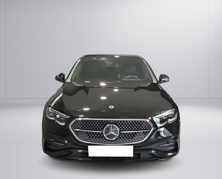 Mercedes-Benz E 300e AMG - foto 6