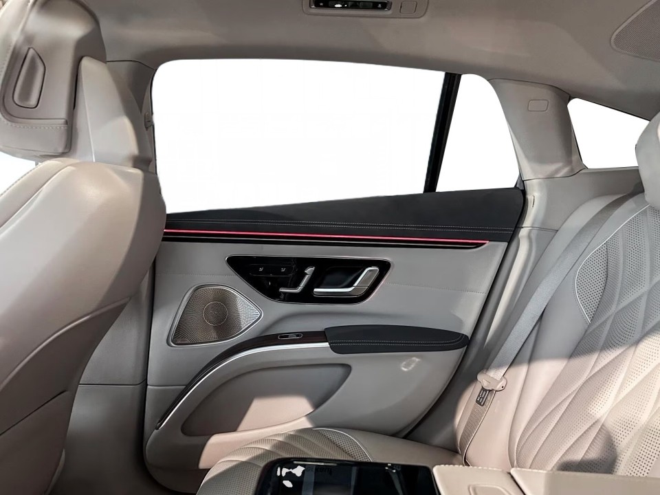 Mercedes-Benz EQS 580 4MATIC AMG - foto 14