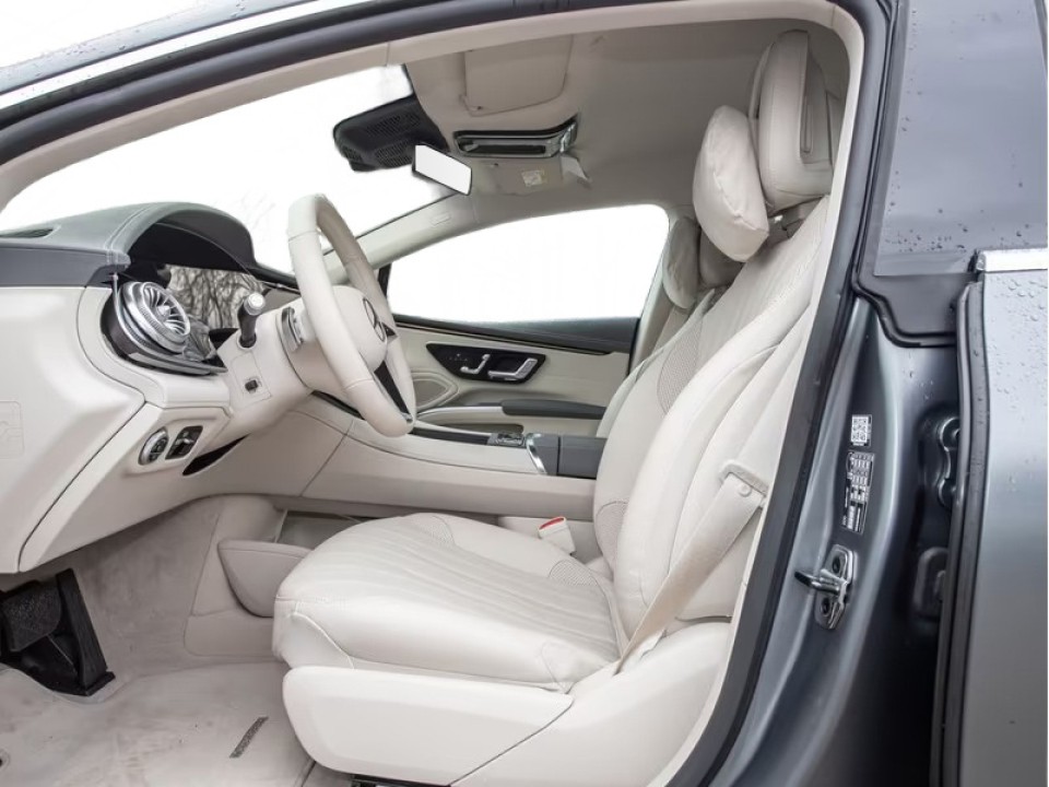 Mercedes-Benz EQS 580 4MATIC (5)