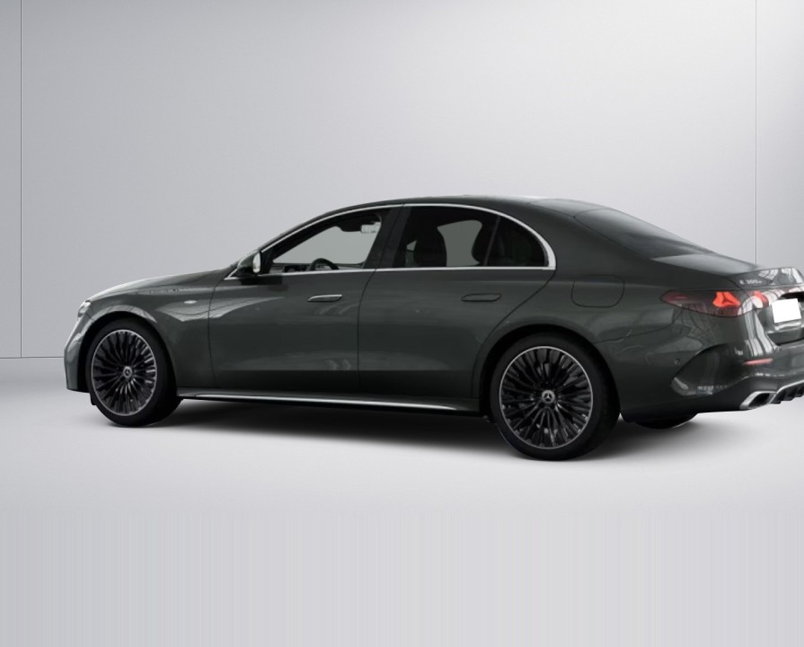 Mercedes-Benz E 300e 4MATIC AMG - foto 8