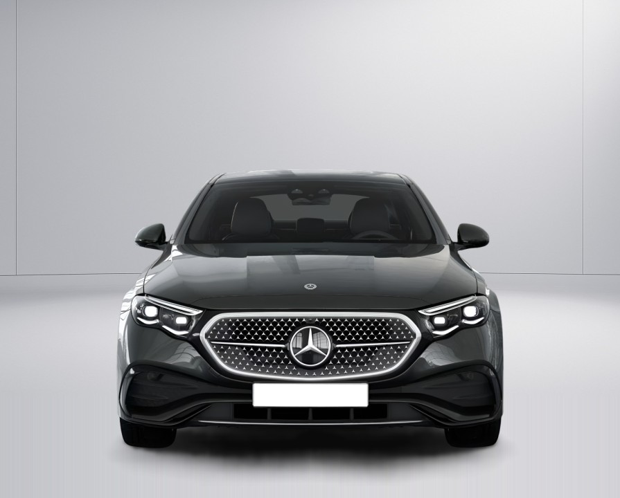 Mercedes-Benz E 300e 4MATIC AMG - foto 13