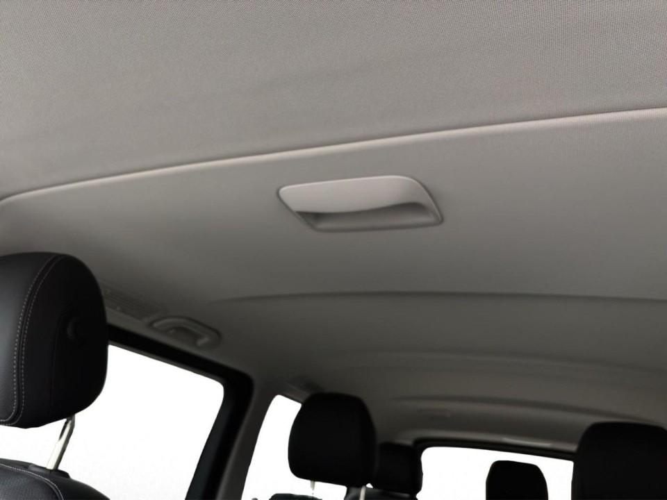 Mercedes-Benz V 250d 4MATIC - foto 21