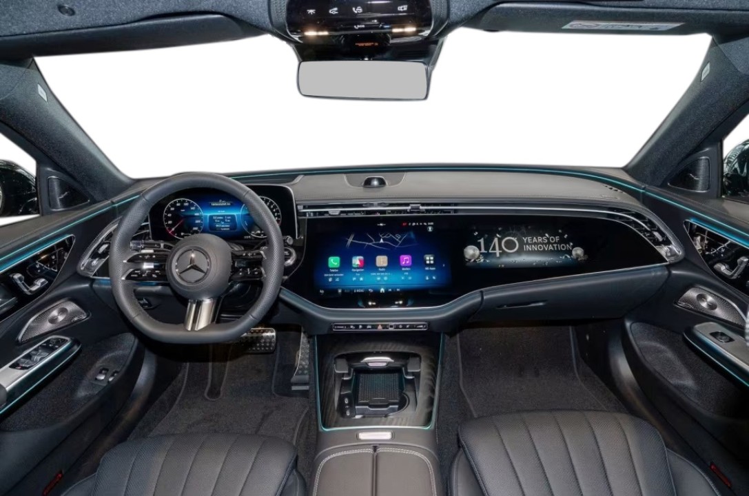 Mercedes-Benz E 300e AMG - foto 7