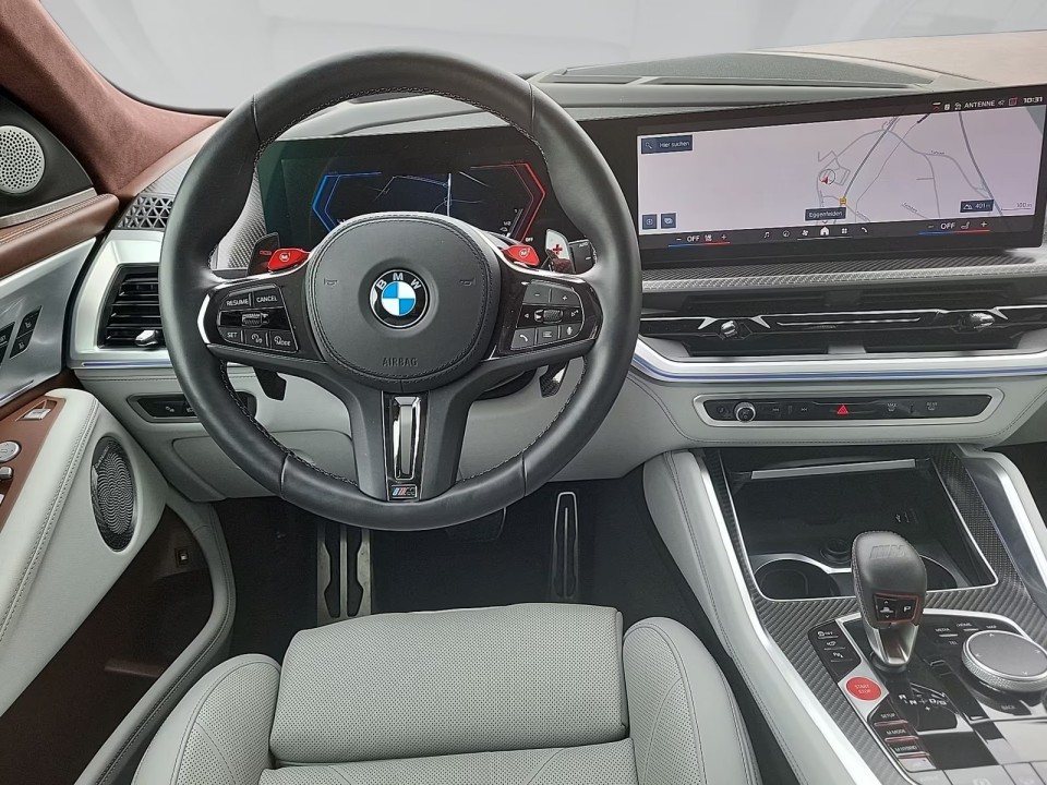 BMW XM (3)
