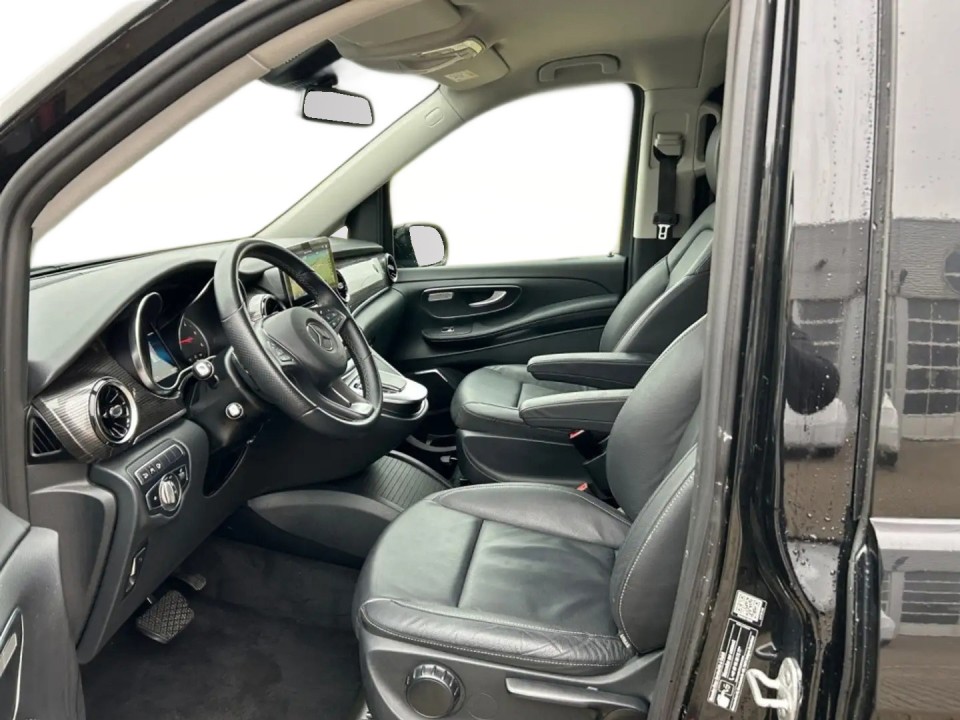 Mercedes-Benz V 300d 4MATIC (4)