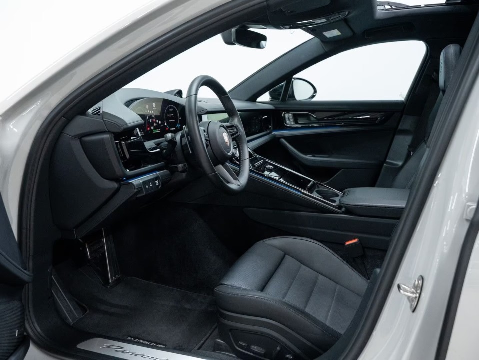 Porsche Panamera 4 E-Hybrid - foto 9