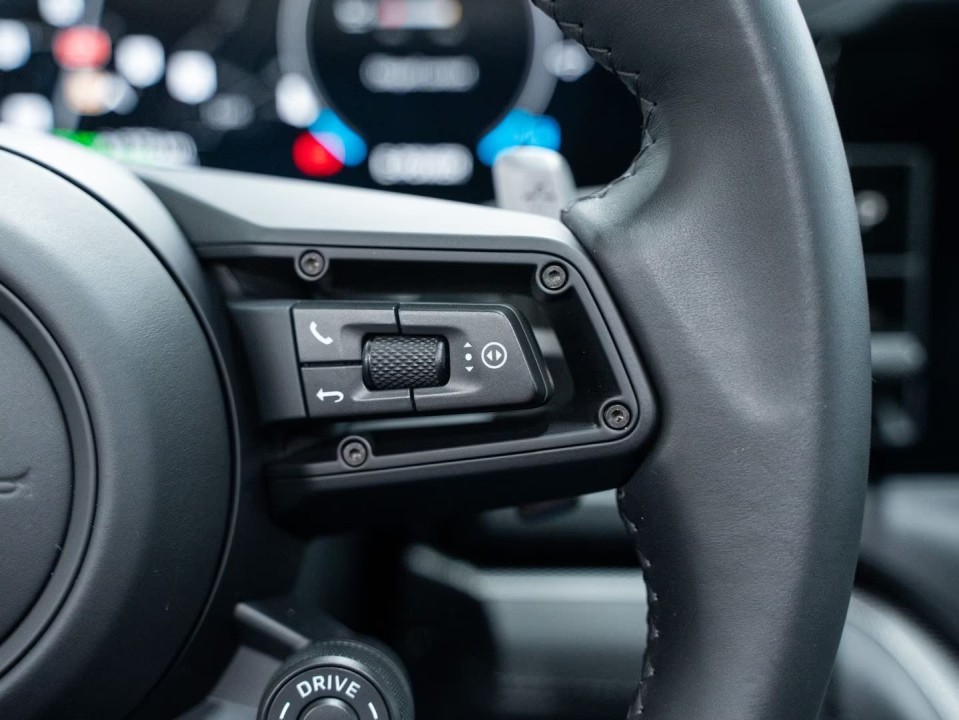 Porsche Panamera 4 E-Hybrid - foto 12