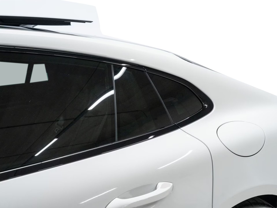 Porsche Panamera 4 E-Hybrid - foto 36