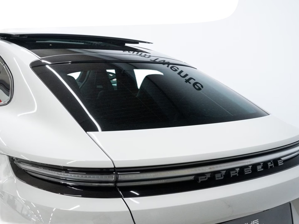 Porsche Panamera 4 E-Hybrid - foto 42