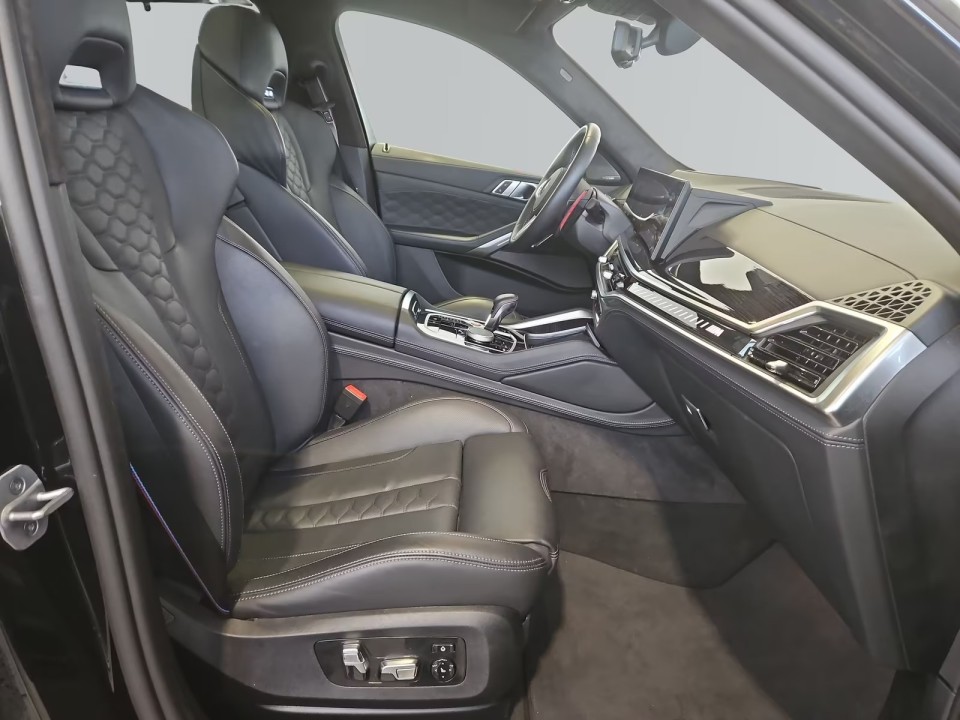 BMW X6 M Competition - foto 12