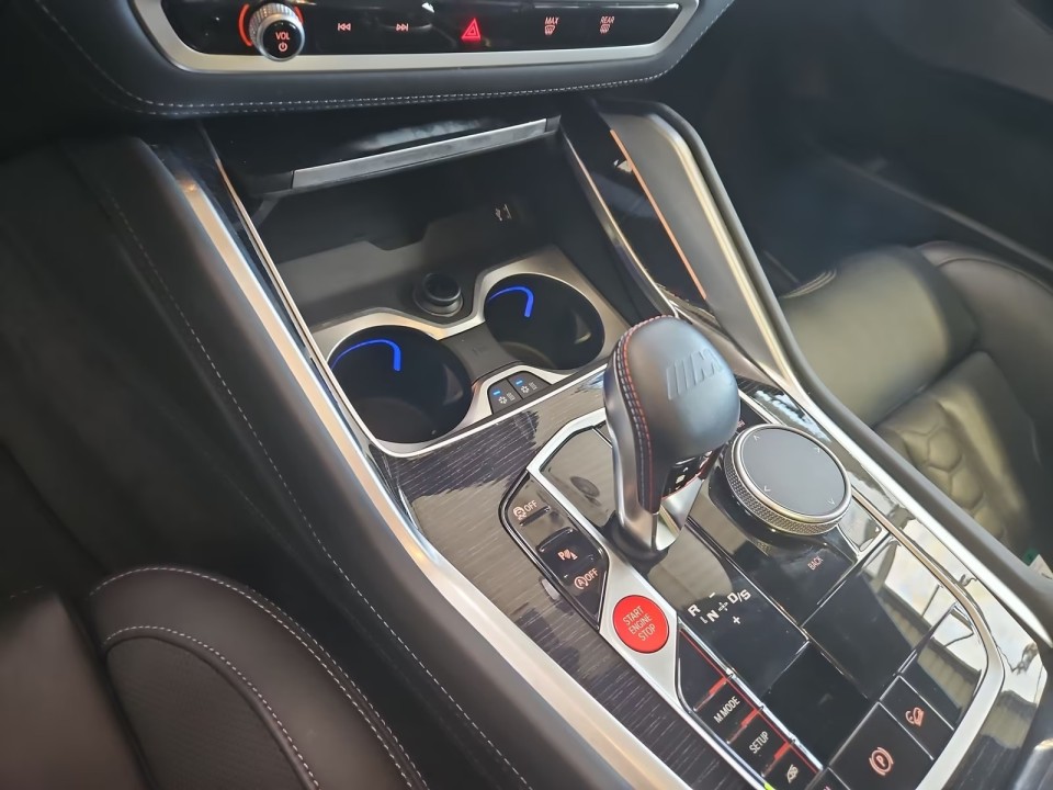 BMW X6 M Competition - foto 15